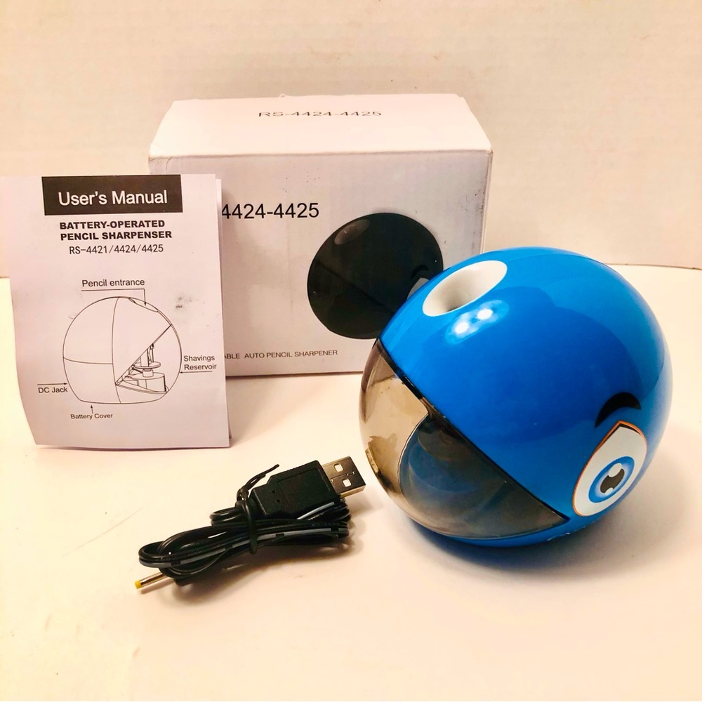 Auto Portable Pencil Sharpener, Like New, 4”x4”, 2 AA Batteries (not included)
